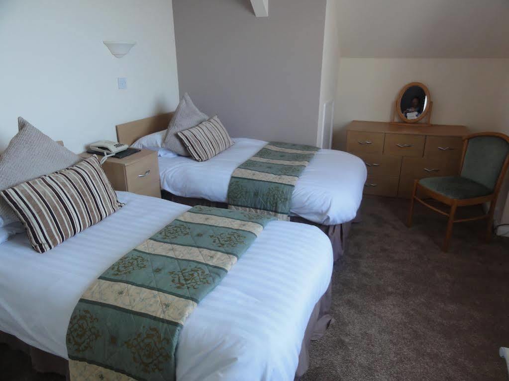 Membly Hall Hotel Falmouth Bagian luar foto